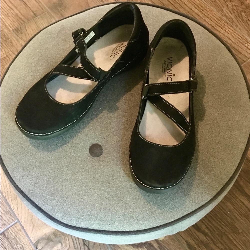 Vionic Judith Suede Mary Jane size 9
